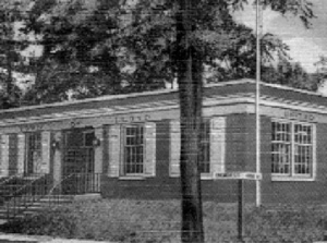 Lloyd Town Hall prior to addition of 2nd story